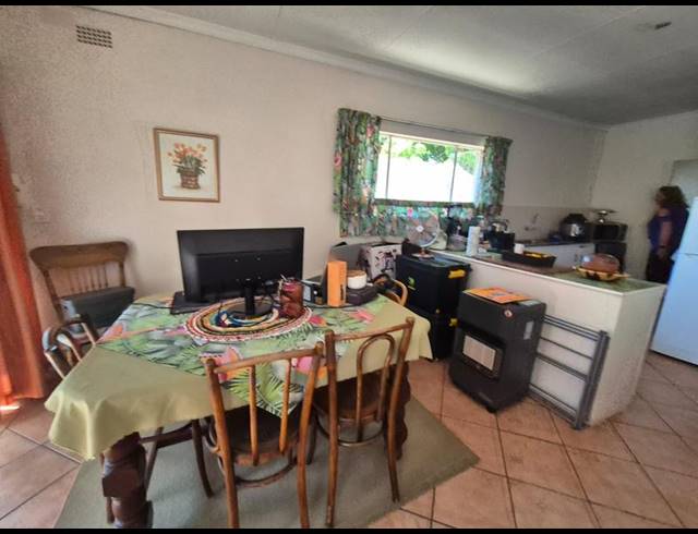 3 BEDROOM HOUSE FOR SALE IN BRACKENHURST